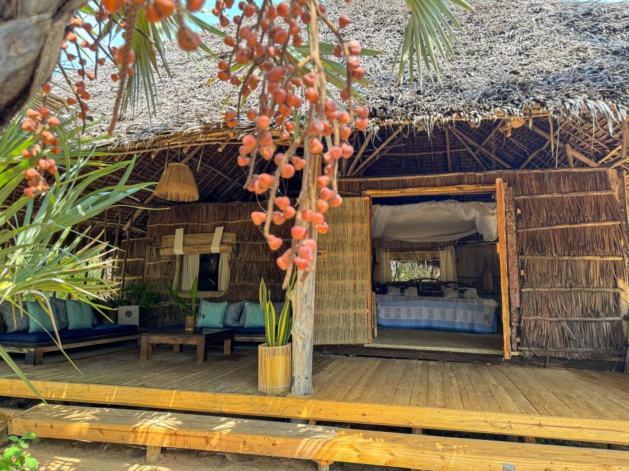 Che Shale Hotell Mambrui Exteriör bild