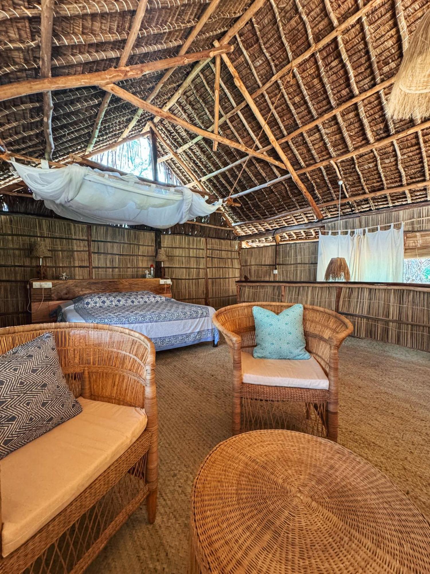 Che Shale Hotell Mambrui Exteriör bild